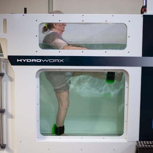 physical-therapy-clinic-aquatic-therapy-lamesa-physical-therapy-